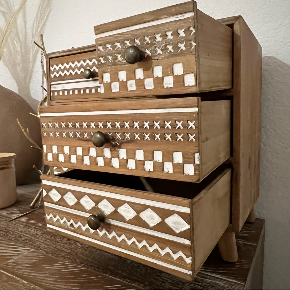 Like New Boho Tribal Wood 5 Drawer Jewelry Box - Picture 7 of 10